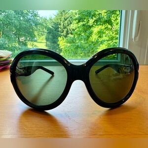 Black Persol 2918 polarized sunglasses in excellent condition